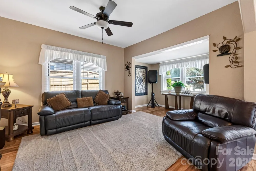 448 1st Street SW Hickory, NC 28602