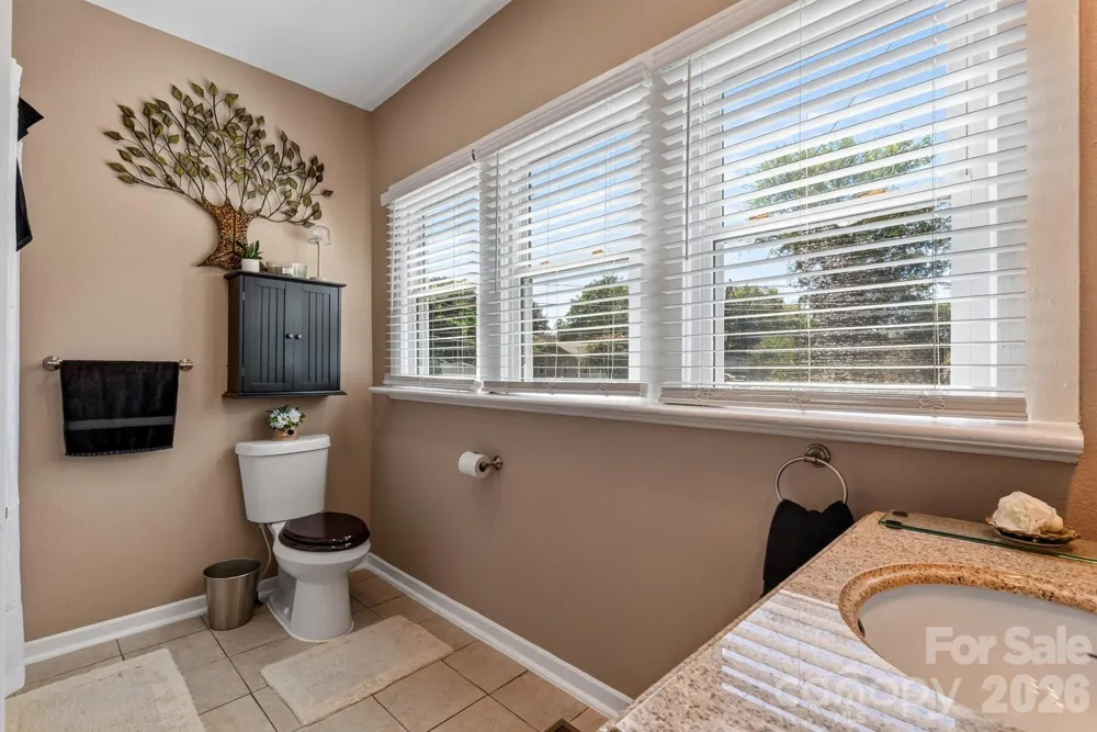 448 1st Street SW Hickory, NC 28602