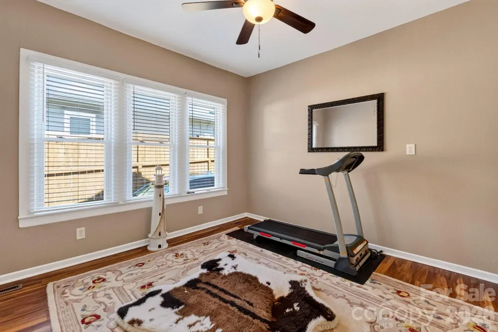 448 1st Street SW Hickory, NC 28602