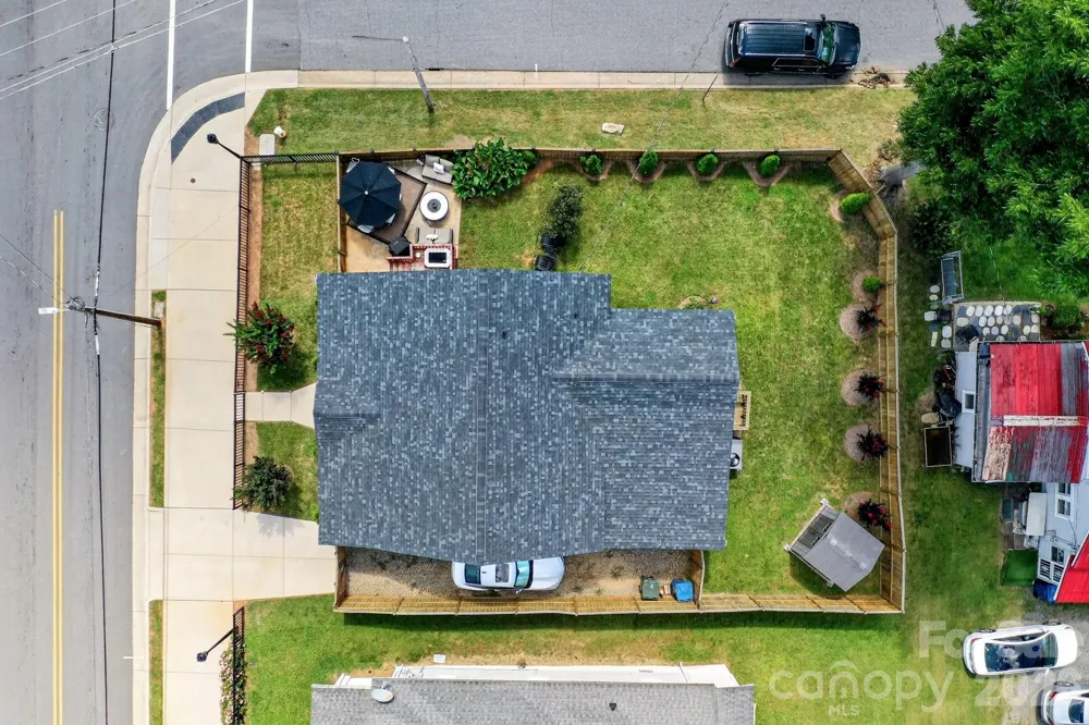 448 1st Street SW Hickory, NC 28602