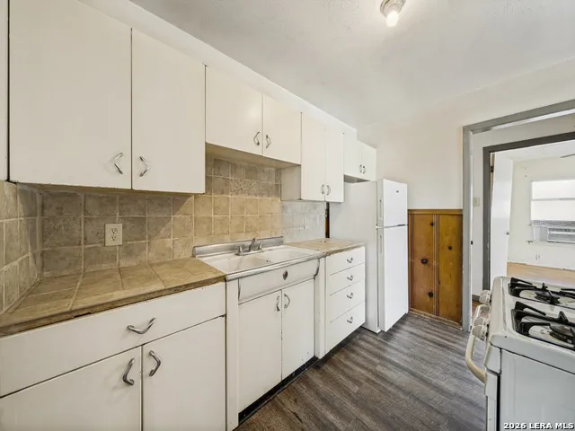 154 MARLENA DR San Antonio, TX 78213