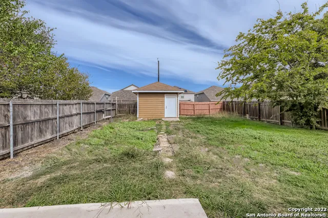 5835 MIDCROWN DR San Antonio, TX 78218