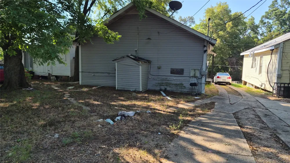 2812 Milton Street Shreveport, LA 71109