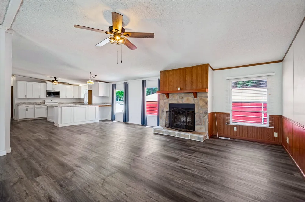 1433 Cowan Road Celina, TX 75009
