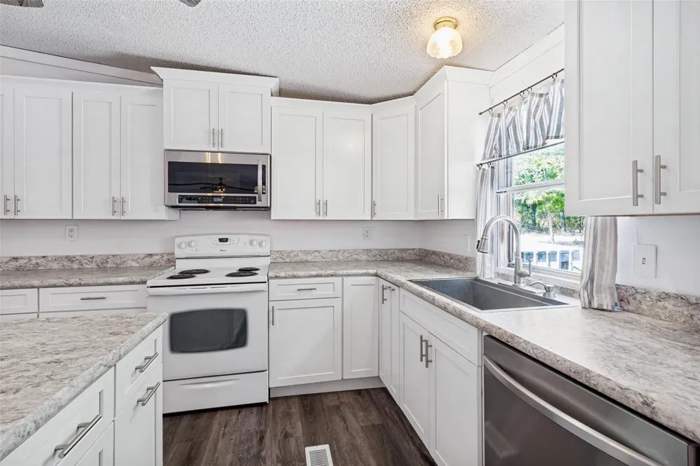 1433 Cowan Road Celina, TX 75009