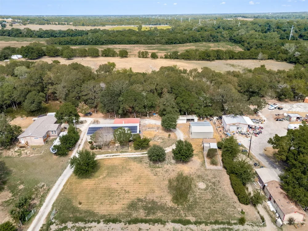 1433 Cowan Road Celina, TX 75009