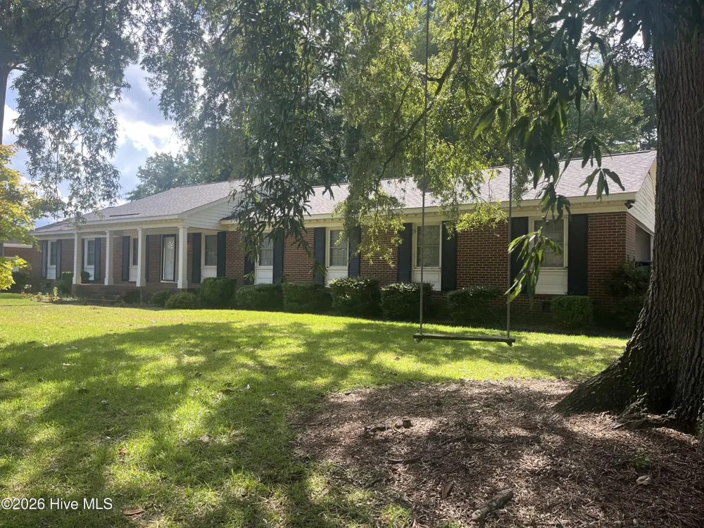 100 Churchside Drive Greenville, NC 27858