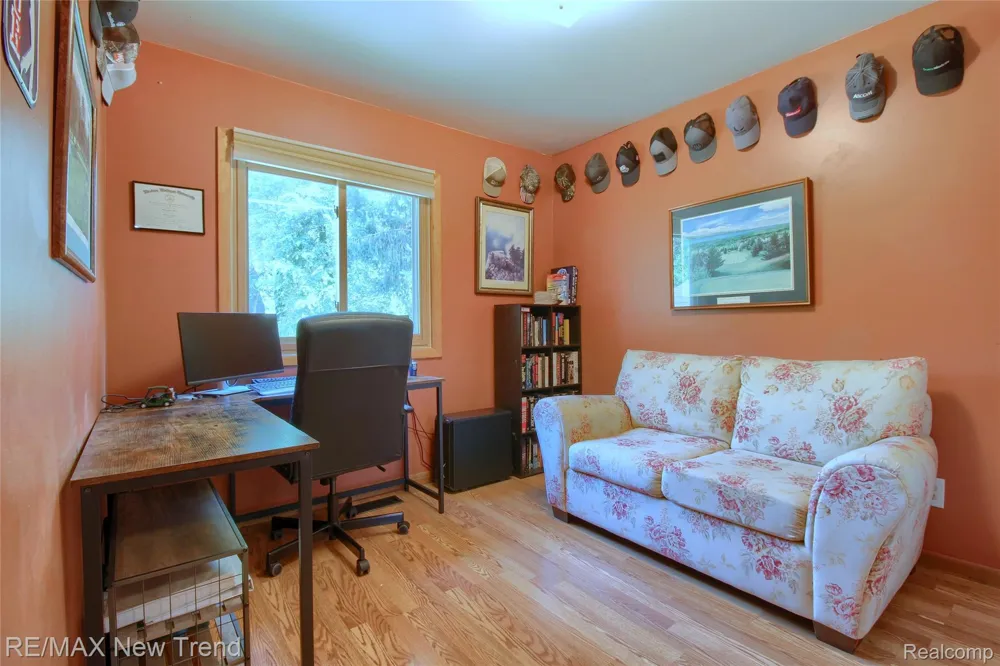 2475 Jackson Boulevard Highland Charter Township, MI 48356