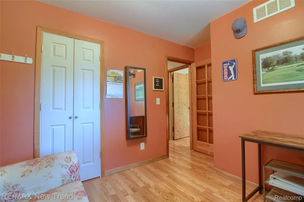 2475 Jackson Boulevard Highland Charter Township, MI 48356