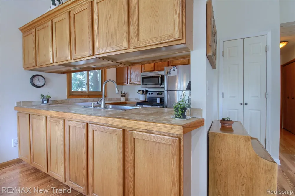 2475 Jackson Boulevard Highland Charter Township, MI 48356