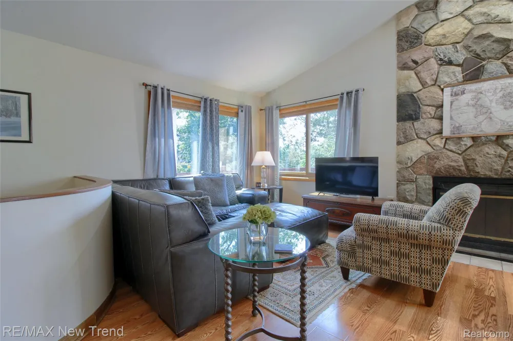 2475 Jackson Boulevard Highland Charter Township, MI 48356