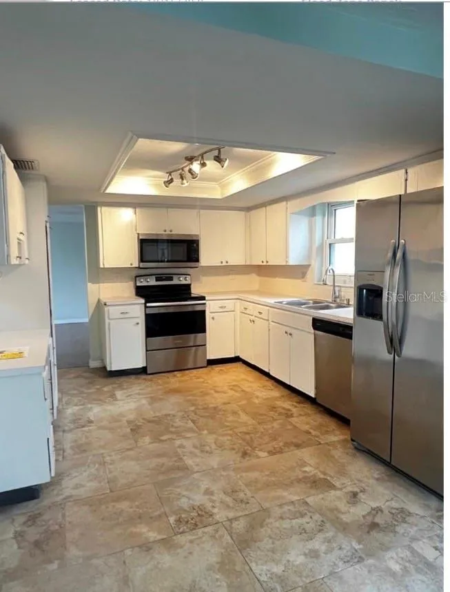 11422 YELLOWWOOD LANE Port Richey, FL 34668