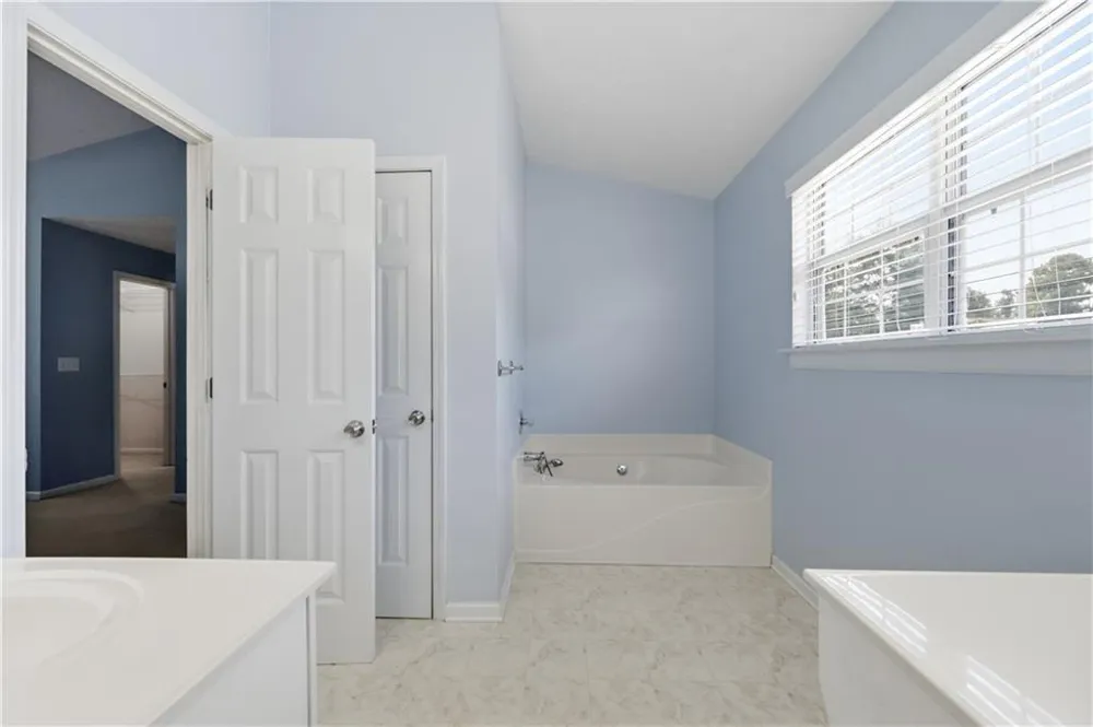 3279 Benthollow Lane Duluth, GA 30096