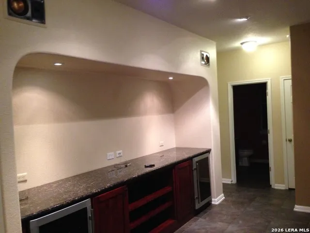 8206 Piney Wood Run San Antonio, TX 78255