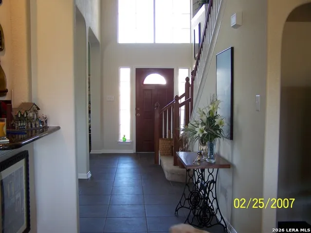 8206 Piney Wood Run San Antonio, TX 78255