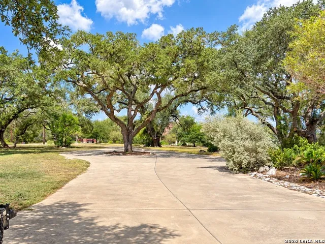 26017 LEWIS RANCH RD New Braunfels, TX 78132