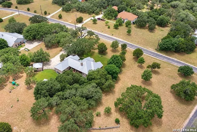 26017 LEWIS RANCH RD New Braunfels, TX 78132