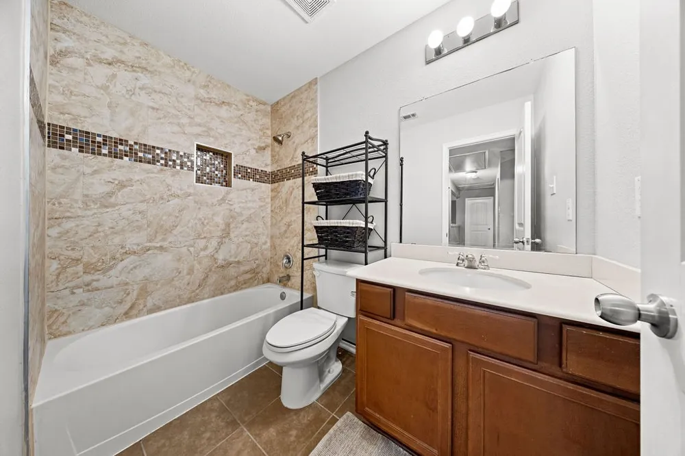 2102 Meadow View Drive Princeton, TX 75407