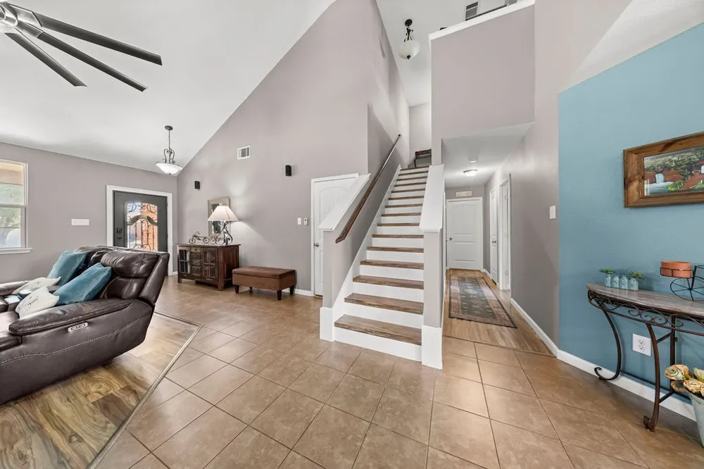 2102 Meadow View Drive Princeton, TX 75407
