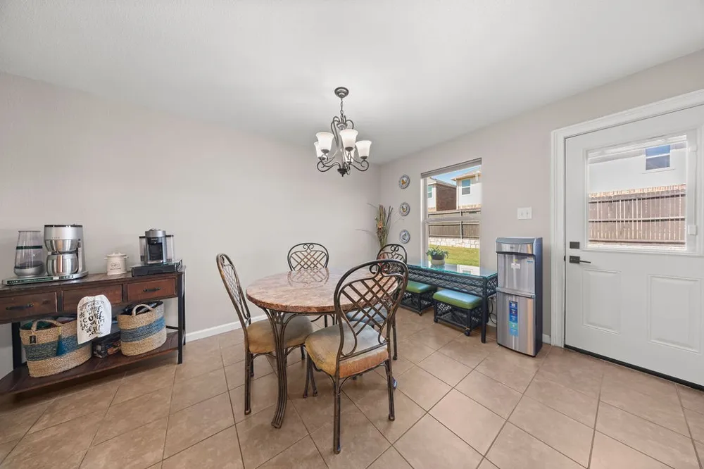 2102 Meadow View Drive Princeton, TX 75407