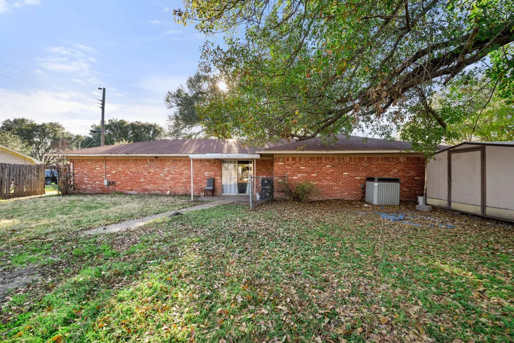 606 Overlook Drive Kerens, TX 75144
