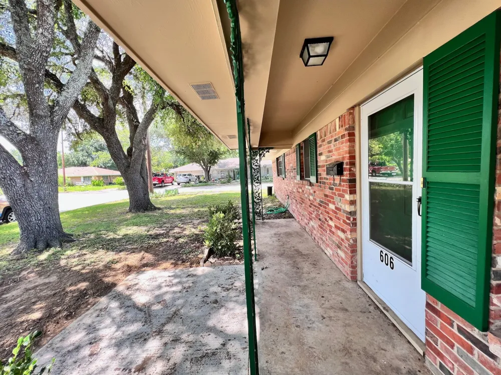 606 Overlook Drive Kerens, TX 75144