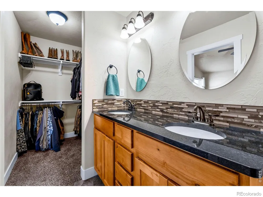 1114 Cottontail Lane Wiggins, CO 80654