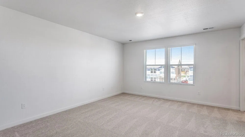 697 Ukraine Street Aurora, CO 80018