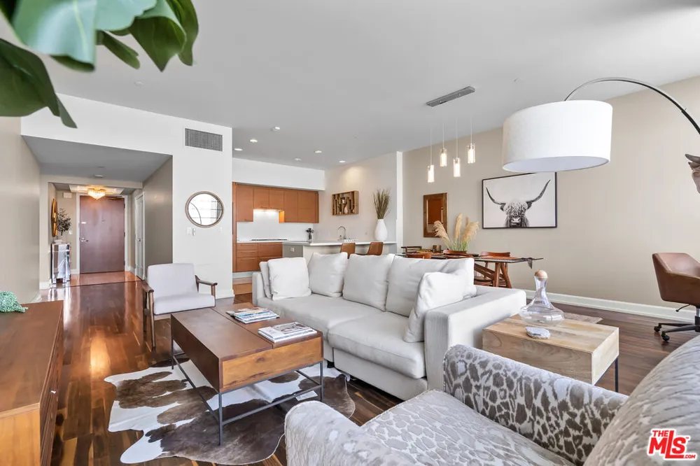 900 W Olympic Boulevard Los Angeles, CA 90015