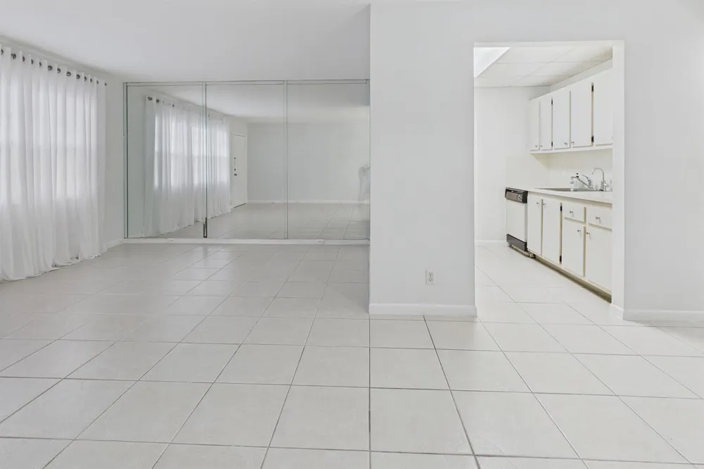 13155 SW 7TH COURT #103E Pembroke Pines, FL 33027