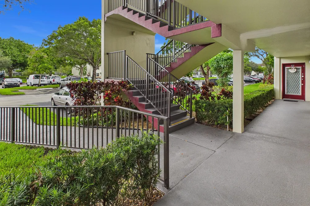13155 SW 7TH COURT #103E Pembroke Pines, FL 33027