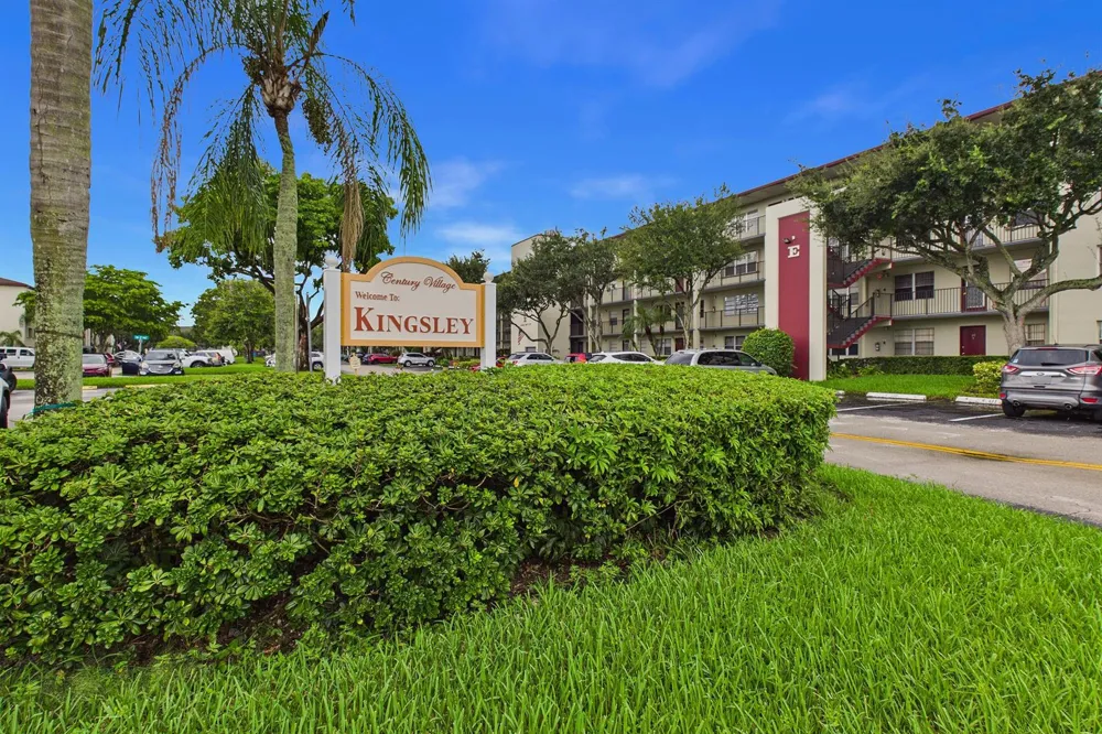 13155 SW 7TH COURT #103E Pembroke Pines, FL 33027