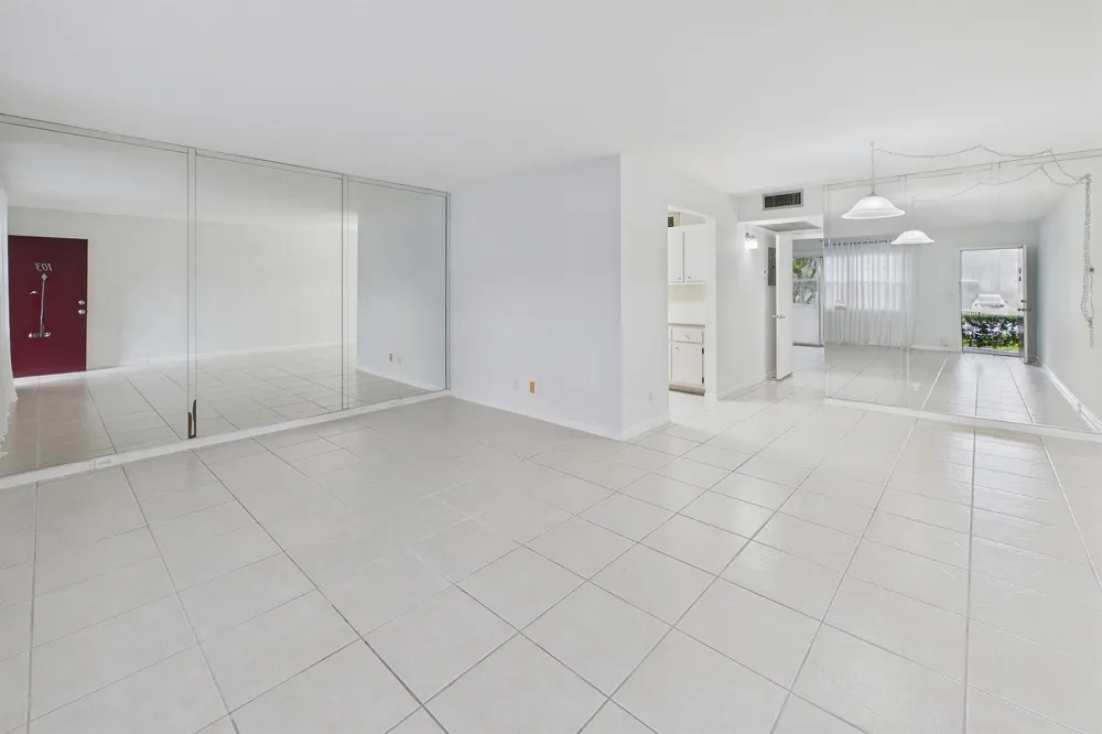 13155 SW 7TH COURT #103E Pembroke Pines, FL 33027