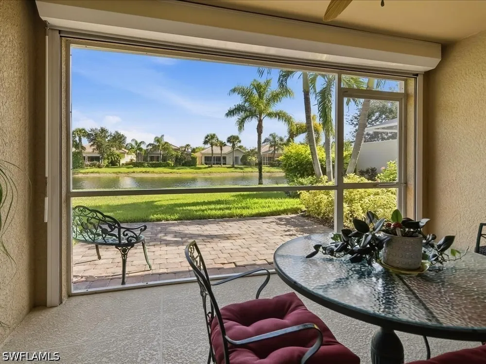 Genova Court Naples, FL 34114