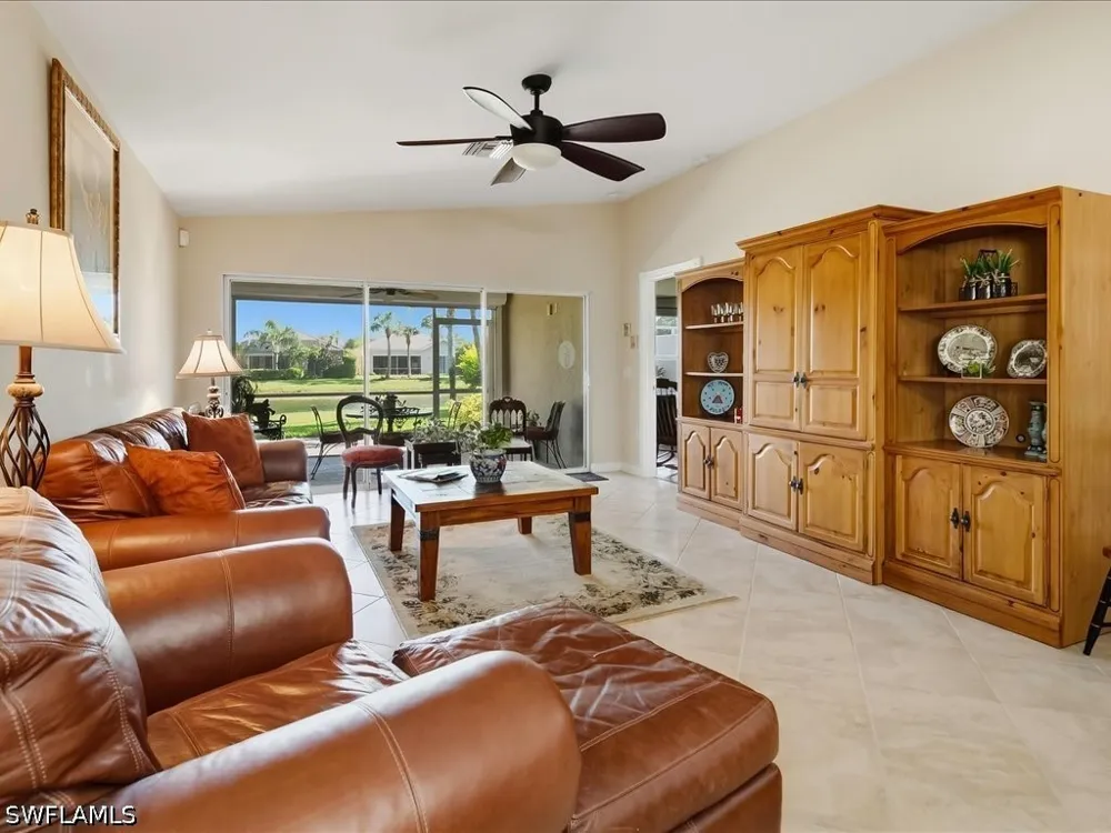 Genova Court Naples, FL 34114