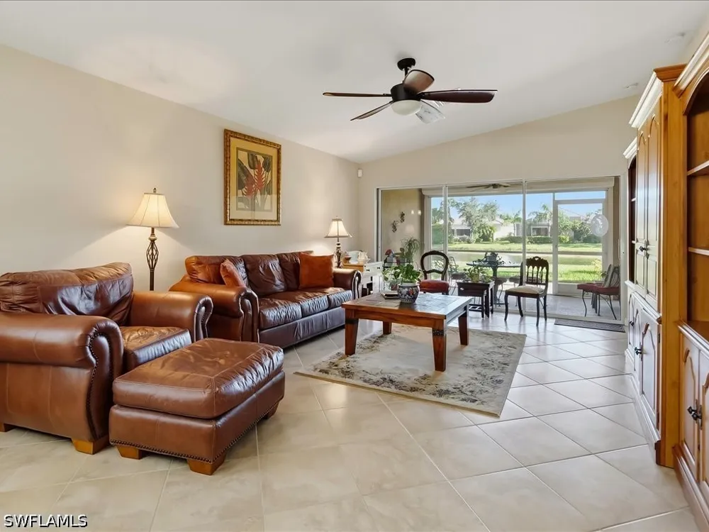 Genova Court Naples, FL 34114
