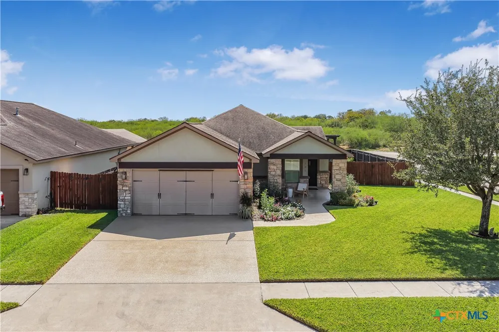 101 Gabbiano Court Victoria, TX 77904