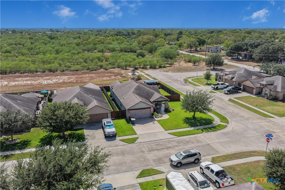 101 Gabbiano Court Victoria, TX 77904