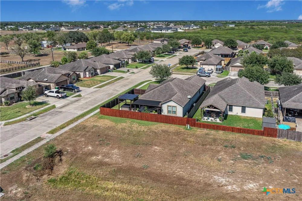101 Gabbiano Court Victoria, TX 77904