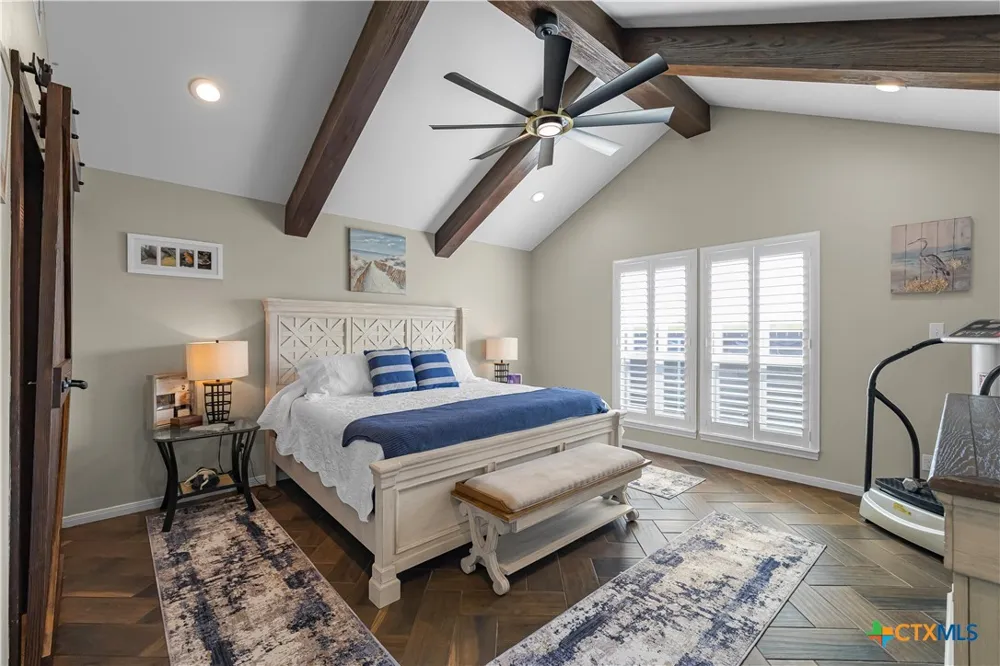 101 Gabbiano Court Victoria, TX 77904