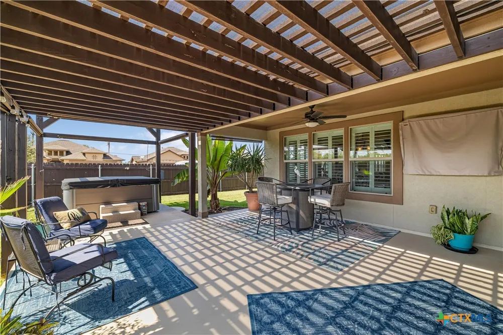 101 Gabbiano Court Victoria, TX 77904