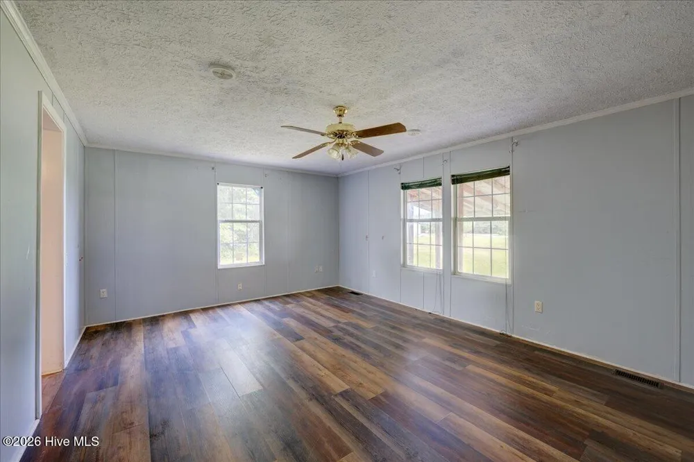 102 Gloria Court Vanceboro, NC 28586