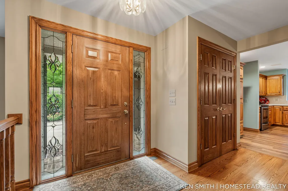1876 Columbus Street Holland, MI 49424
