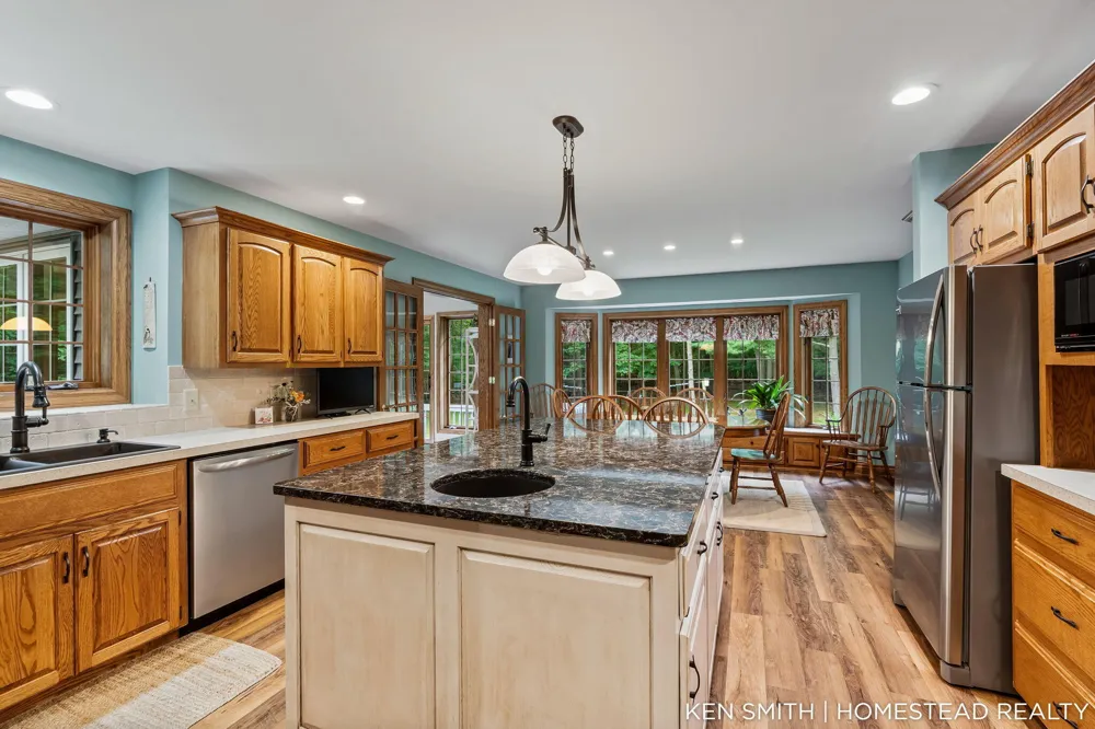 1876 Columbus Street Holland, MI 49424