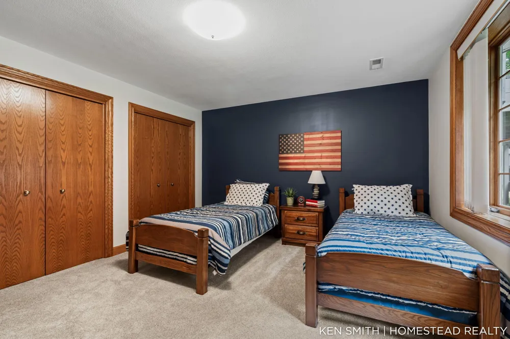 1876 Columbus Street Holland, MI 49424