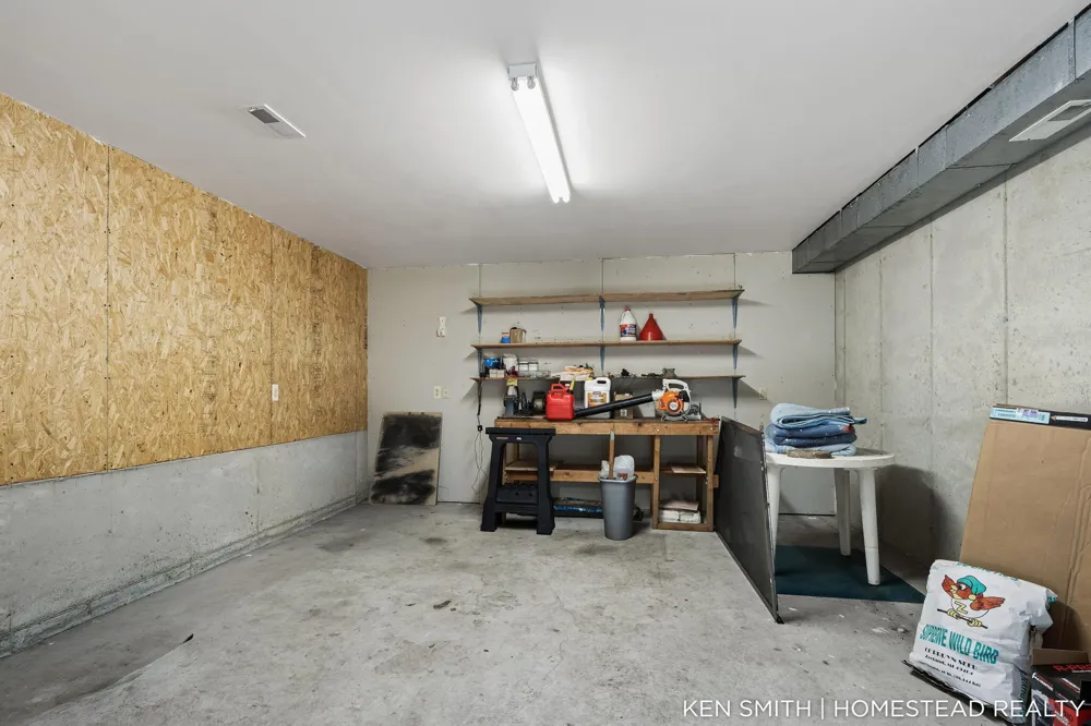 1876 Columbus Street Holland, MI 49424
