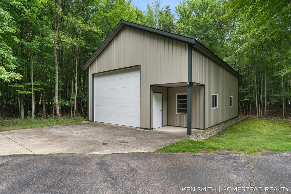 1876 Columbus Street Holland, MI 49424