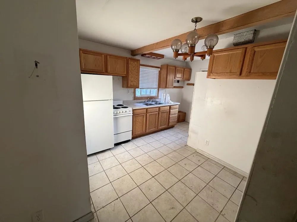2744 Huizenga Street Muskegon, MI 49444