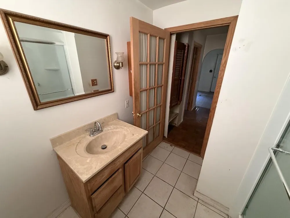 2744 Huizenga Street Muskegon, MI 49444