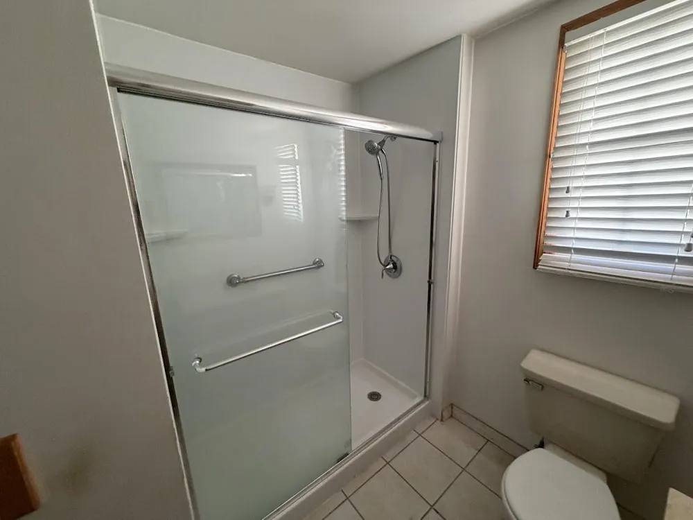2744 Huizenga Street Muskegon, MI 49444